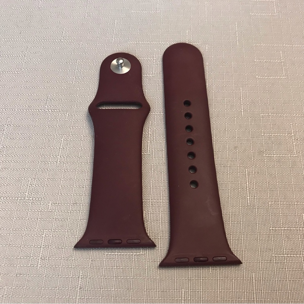 Apple Watch Sport Band in Plum